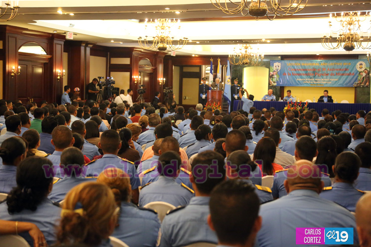 Academia Policial Walter Mendoza inaugura curso lectivo 2016